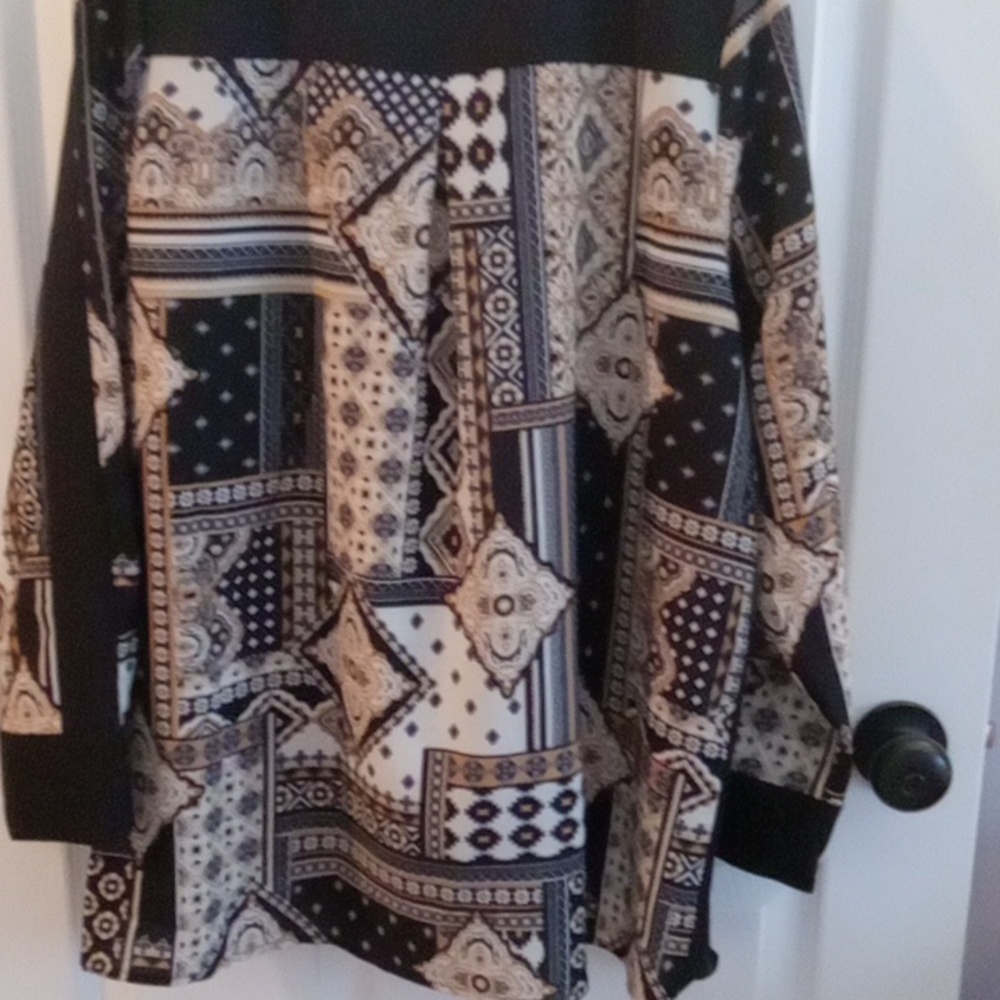 Blouse - Picture 3 of 5